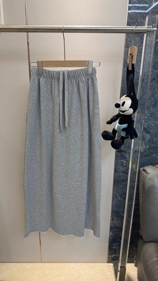 F033156春季新款中性百搭水洗毛圈半裙直筒垂坠休闲中长裙 商品图0