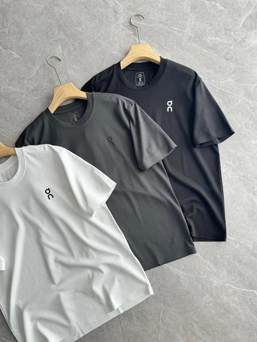 F0331109夏季新款时尚百搭柔软亲肤压胶液氨无痕圆领短袖T恤 商品图3