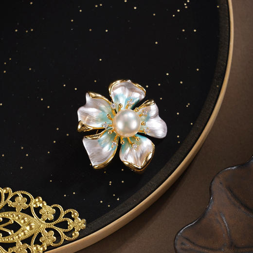 子佩集【芳菲蕴祉】珍珠惜王妃胸针【XXXZ276】镀金五瓣花2602 商品图1