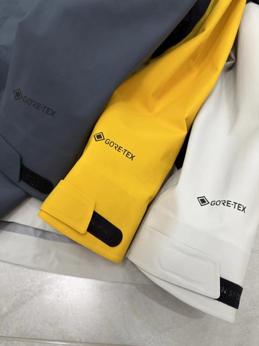 F0331145春季新品户外冲锋衣夹克情侣款拼接透气连帽外套 商品图5