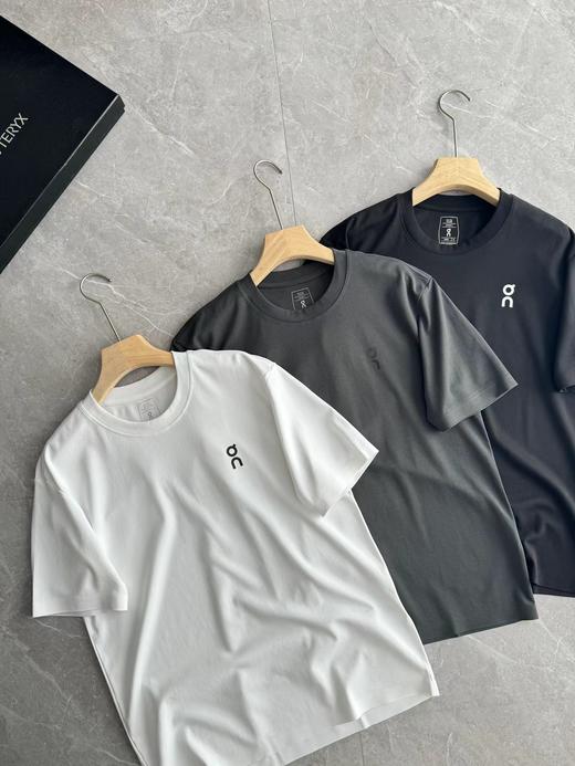 F0331109夏季新款时尚百搭柔软亲肤压胶液氨无痕圆领短袖T恤 商品图2