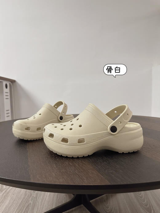 直发【特价】卡洛驰cr代工厂  无标出，云朵洞洞鞋 商品图1