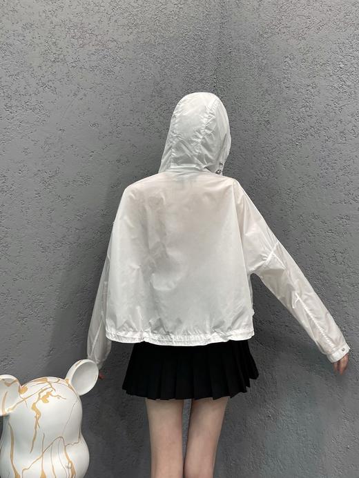 Monc蒙口女士超薄防晒连帽外套 商品图10