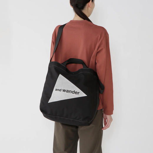 and wander recycle OX logo tote bag 环保面料机能性斜挎托特包 商品图0