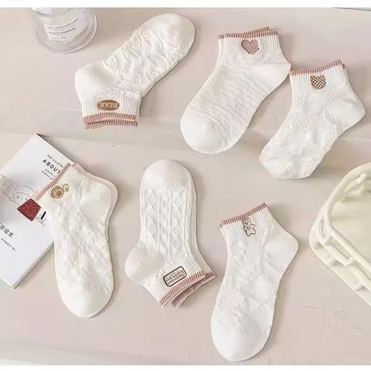 【小来】【9.9抢5双❗短款百搭可爱小熊袜】高弹收缩袜口，平整舒适缝头，透气不闷，网红短款潮白色春夏季低帮浅口船袜 商品图5