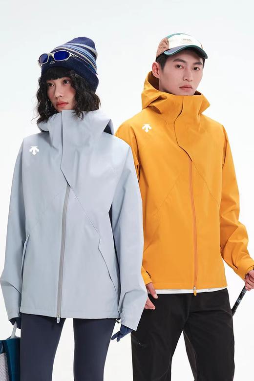 F033198春季新款防刮耐磨防风防水透气情侣款户外连帽冲锋衣外套 商品图0