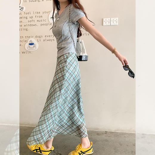 <曾小咸推荐>绿色格子半身长裙 商品图0