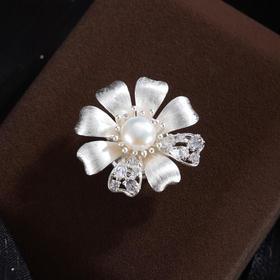 子佩集【花蕴和宁】珍珠惜王妃胸针【XXXZ255】八瓣花2602
