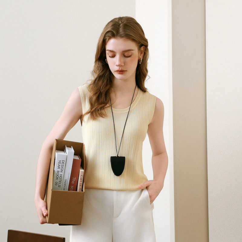 【商场同款】诗凡黎圆领宽肩针织背心25夏新款无袖上衣3G4130653