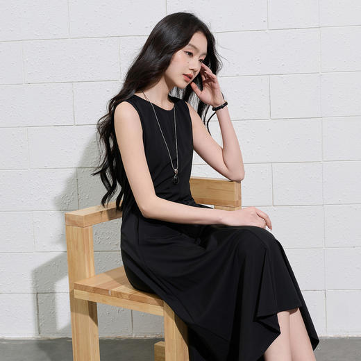 三彩2026夏季新款休闲连衣裙圆领无袖背心裙收腰A字裙中长裙S 商品图2