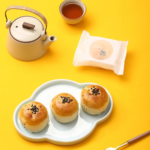 咀香园【蛋黄酥110g】双味可选 传统手工糕点咸香酥软下午茶点心 商品图4