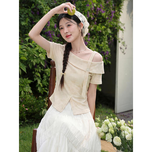 鹿向南【0402/20:00新品前1小时7折限量100件】杏色T恤 商品图2