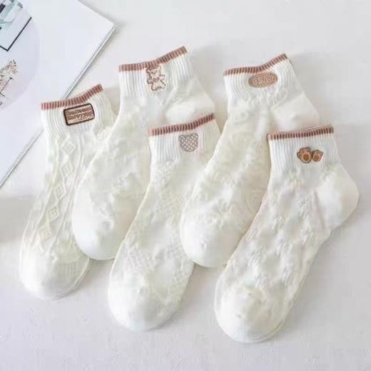【小来】【9.9抢5双❗短款百搭可爱小熊袜】高弹收缩袜口，平整舒适缝头，透气不闷，网红短款潮白色春夏季低帮浅口船袜 商品图1