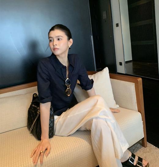 精简翻领老钱风亚麻中腰中袖翻领显瘦衬衫 商品图11