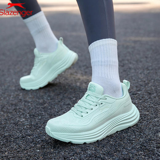 热卖！舒适又好看！史莱辛格Slazenger 轻奢运动跑鞋 英国百年品牌 轻便舒适 S92 商品图0