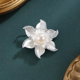 子佩集【花映清欢】珍珠惜王妃胸针【XXXZ260】六瓣花2602