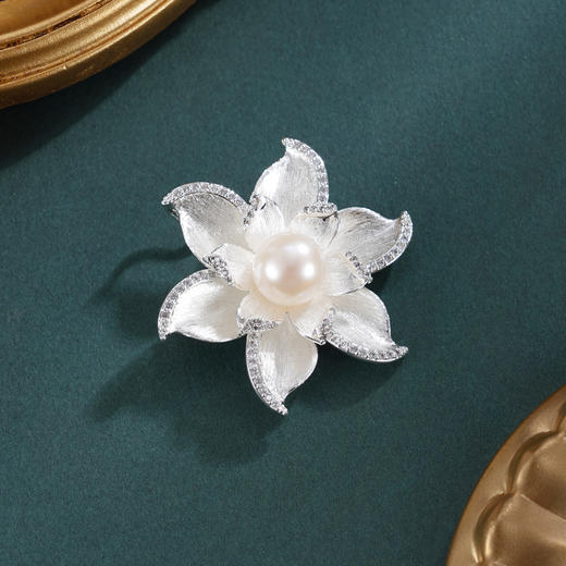 子佩集【花映清欢】珍珠惜王妃胸针【XXXZ260】六瓣花2602 商品图0