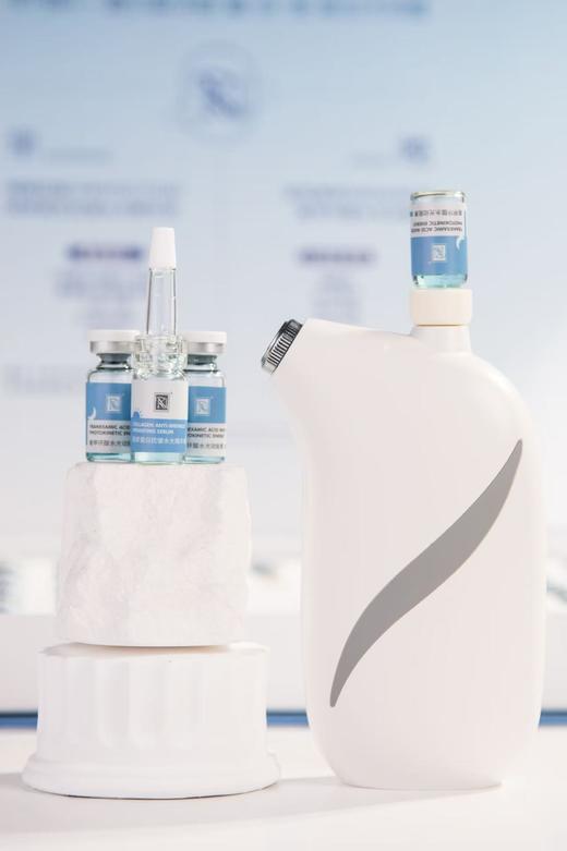 RN双抗逆龄净透水光尊宠套(3ml*100支) 面部套 商品图6