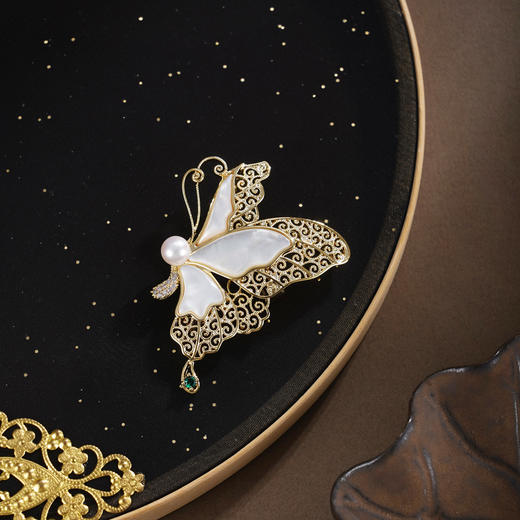 子佩集【蝶舞福临】珍珠惜王妃胸针【XXXZ275】镀金蝴蝶2602 商品图1