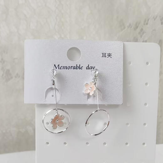 清新甜美花朵耳夹-纪念日百货门店同款169894530 商品图3