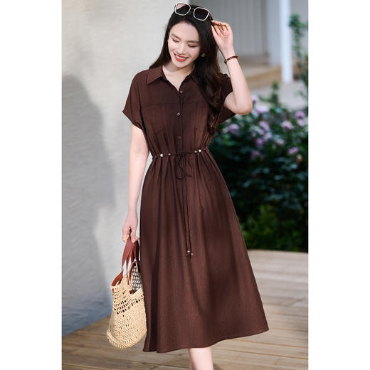 落日深棕调 复古氛围衬衫裙 肌理感天丝混纺 米思阳2026夏季新款优雅通勤衬衫连衣裙串珠腰带中长款A字裙女6152 商品图2