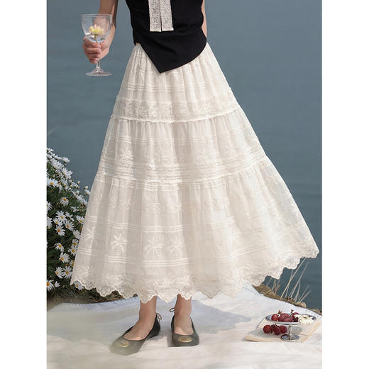 鹿向南【0402/20:00新品前1小时7折限量100件】米杏色半身裙 商品图0