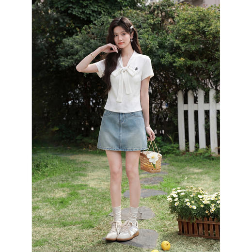 鹿向南【0402/20:00新品前1小时7折限量100件】蝴蝶结米白色T恤女 商品图3