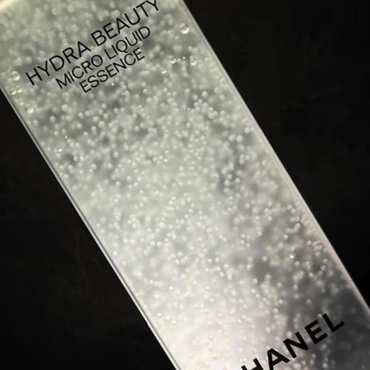 CHANEL 香奈儿山茶花润泽微精华水150ml/瓶【限用日期到2026年11月】 商品图4