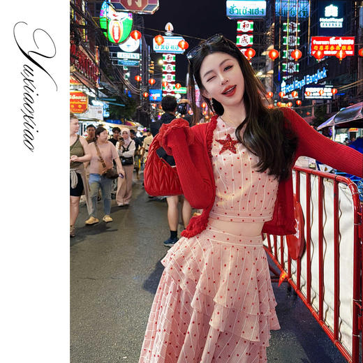 余潇潇【心动绽放】亲肤兰精天丝羊绒拼接花边短款木耳边针织开衫 商品图2