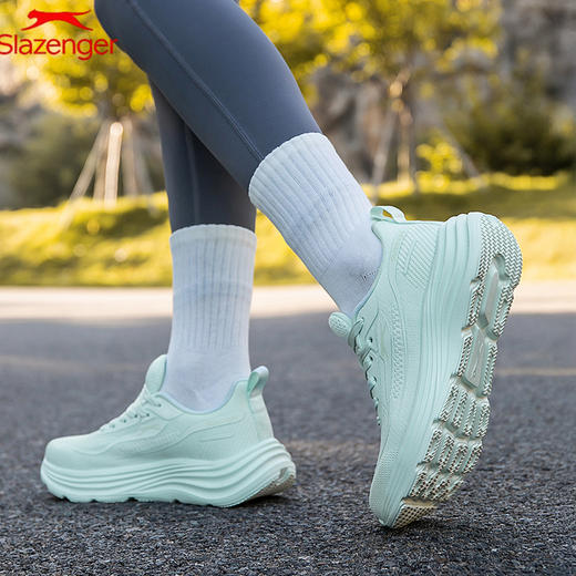 热卖！舒适又好看！史莱辛格Slazenger 轻奢运动跑鞋 英国百年品牌 轻便舒适 S92 商品图3