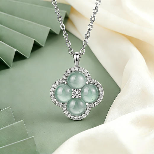 【宏艺珠宝】玉叶清辉·银s925项链镶嵌翡翠 商品图3