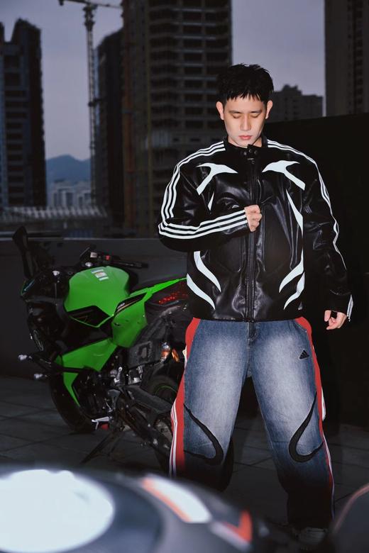 F033138春夏季新款复古舒适亲肤男女同款立领宽松拉链夹克机车皮衣外套 商品图10