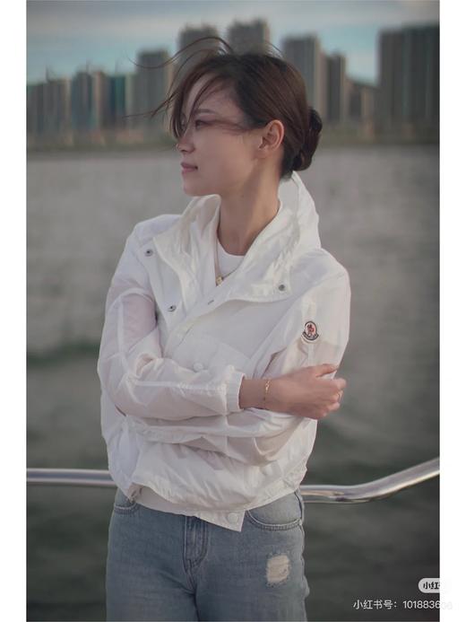 Monc蒙口女士超薄防晒连帽外套 商品图2