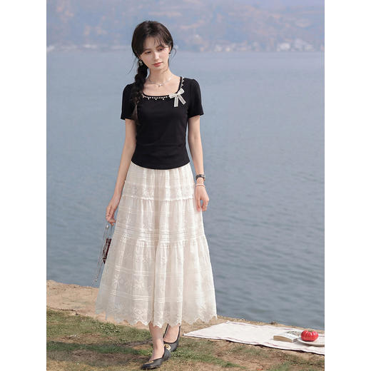 鹿向南【0402/20:00新品前1小时7折限量100件】米杏色半身裙 商品图2