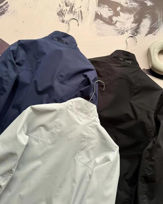 F0331103春季新款户外运动防风防泼水透气立领软壳夹克外套 商品图8