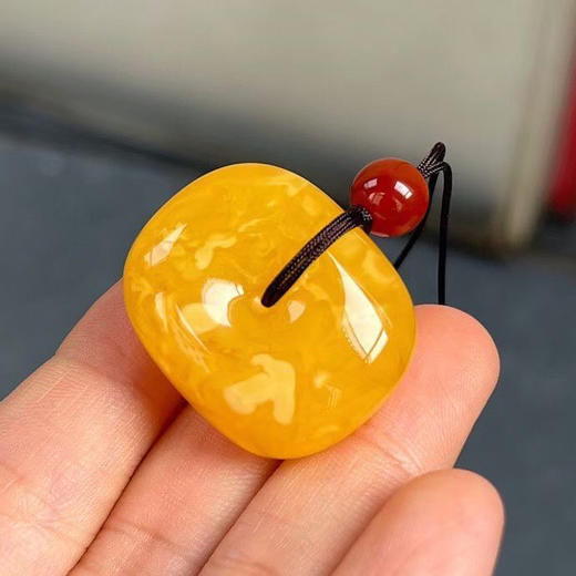 【青山特惠】小精品俄料满蜜黄花蜡蜜蜡藏扣，7.35克 m49 商品图2