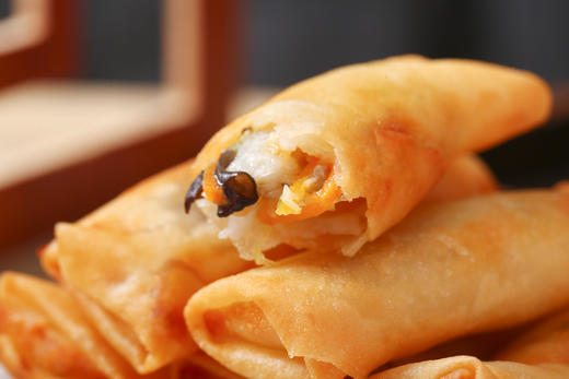 【甄选】非遗三丝春卷皮薄如纸酥而不烂手工现做300g*4袋 商品图2