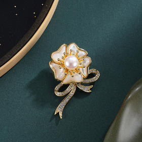 子佩集【花缀锦程】珍珠惜王妃胸针【XXXZ267】五瓣花丝带镀金2602