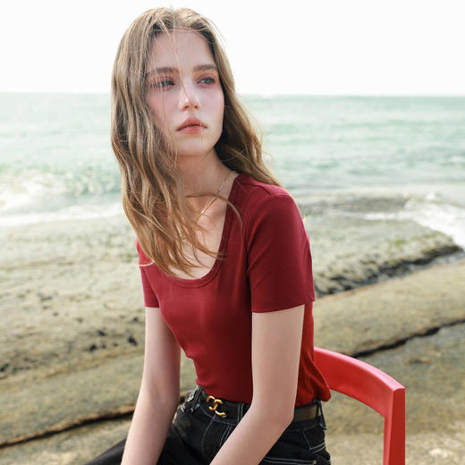 三彩2026夏季新款纯色方领T恤正肩短袖套头衫修身短款简约M 商品图1