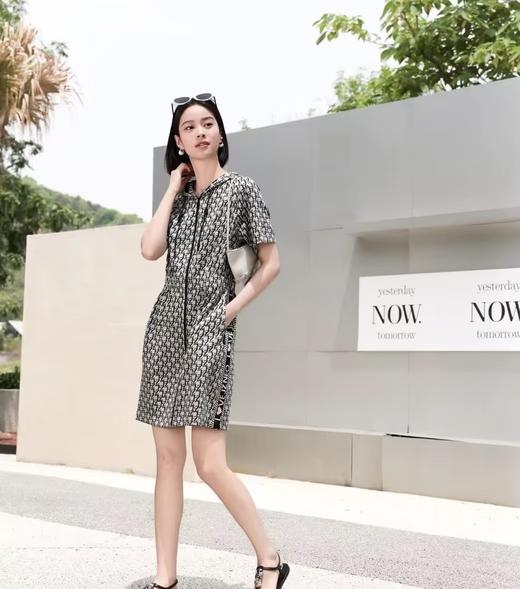 【中庭展卖商品】玖姿JZ女装连衣裙JWEQ50056 商品图2