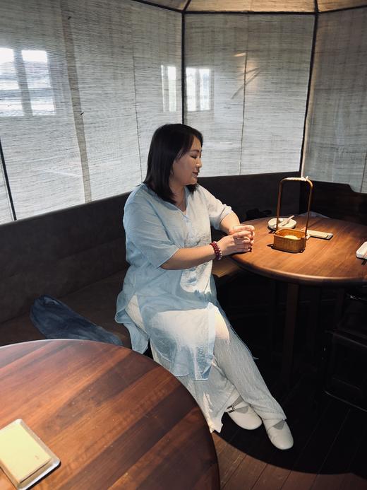 【群内福利】【开襟衬衫】邂逅低饱和薰衣草紫，温柔沉静，后背「薄背」立体抽褶温柔包容肩背，视觉显薄 商品图7