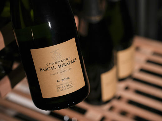 法国2017年阿格帕特阿维佐伊白中白香槟 商品图4