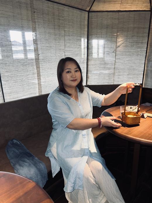 【群内福利】【开襟衬衫】邂逅低饱和薰衣草紫，温柔沉静，后背「薄背」立体抽褶温柔包容肩背，视觉显薄 商品图12