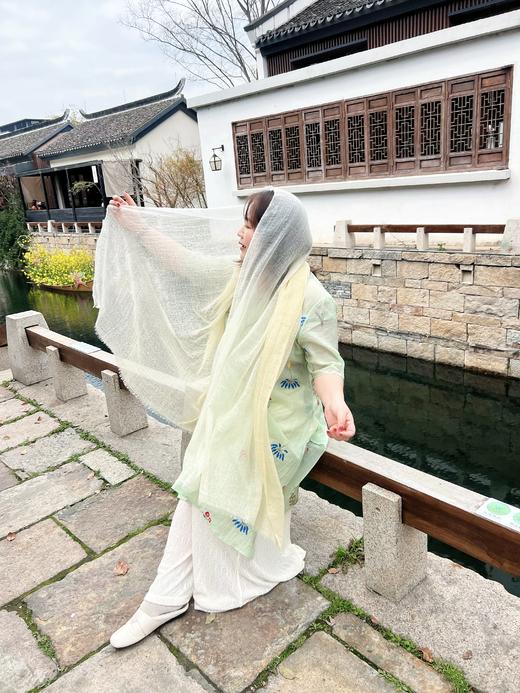 【8款披肩】低克重薄款羊绒羊毛料，纯色气质、花色出彩，踏青带上它，走到哪儿都像风景🌸10天发货 商品图3