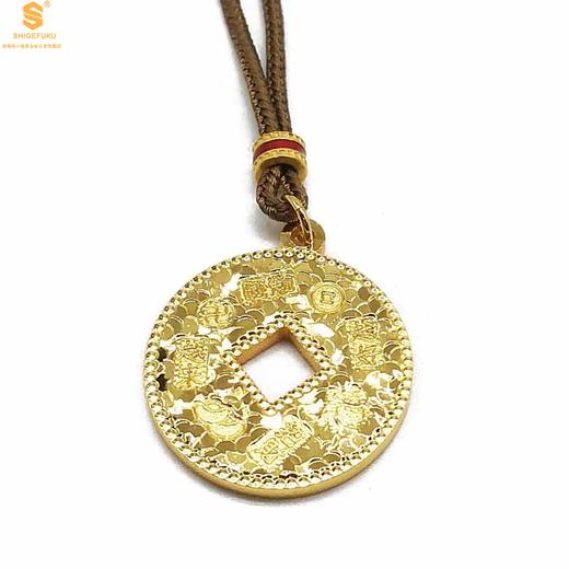 【香港周六福黄金钻石首饰】碎冰冰吉言来财钱币K金吊坠(附赠手编绳) 商品图0