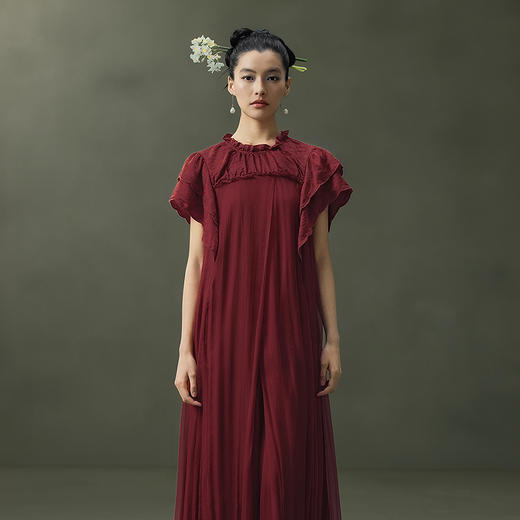 【林栖设计小店】榴花灼灼|酒红金线人丝提花拼飞片2026夏新款连衣裙 商品图1