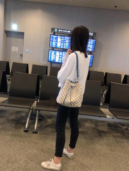 Lv 白拼蓝棋盘格 老花 水桶包 商品图3