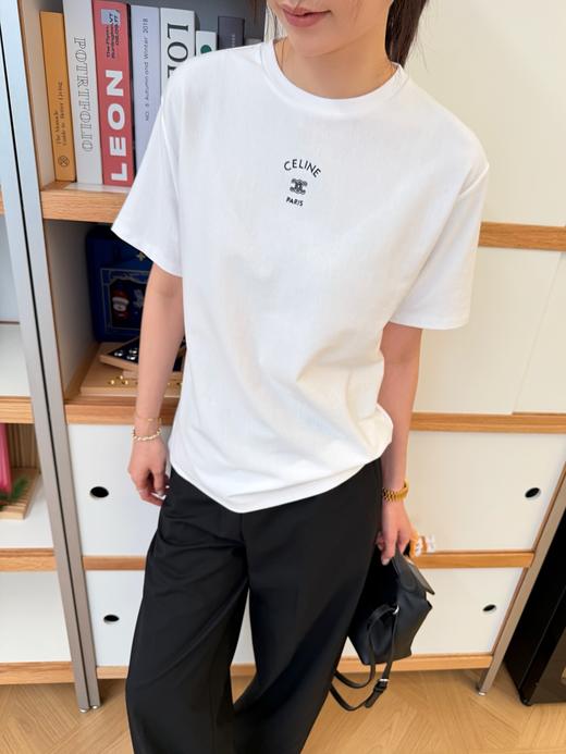 赛琳 2026春夏最新款💫💫 经典刺绣T恤（MM） 商品图2