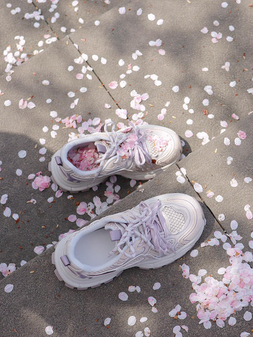 【防滑透气  轻便舒适  厚底老爹鞋】72小时内发货 版型秀气显脚小  贴合脚型走路不累 商品图4