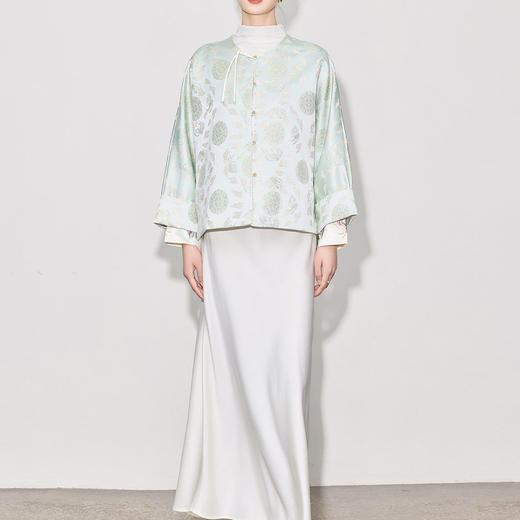 「自」全新升级【铂金会员330/天猫439/差价109】(13407)洛诗琳新中式提花盘扣外套女2026新款气质复古圆领国风上衣 商品图4